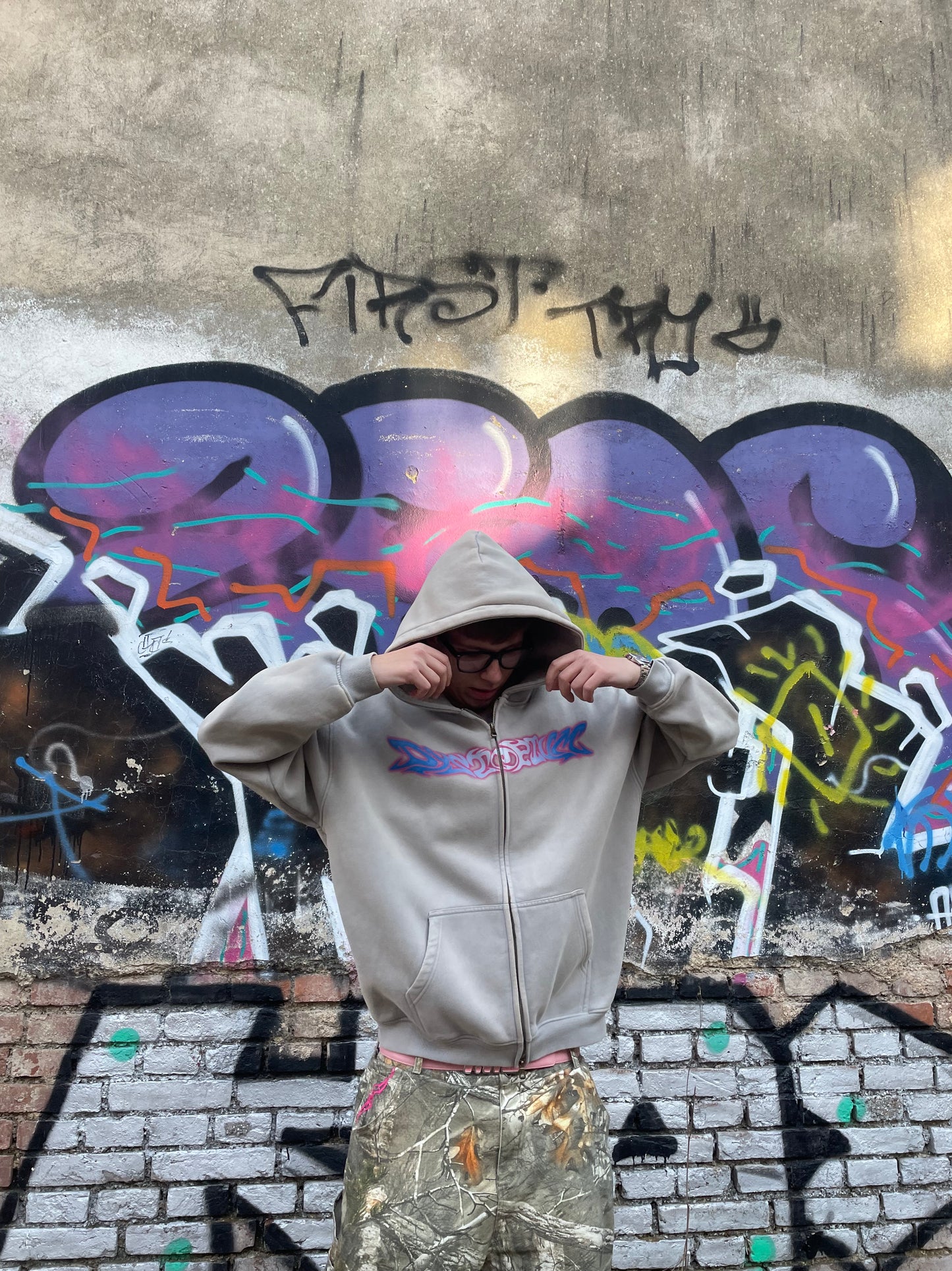 DYSTOPIUM HOODIE