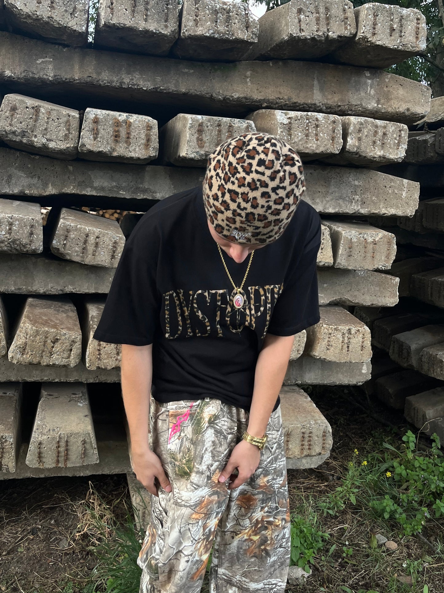 NARCISSIST HOODIE + LEOPARD TEE